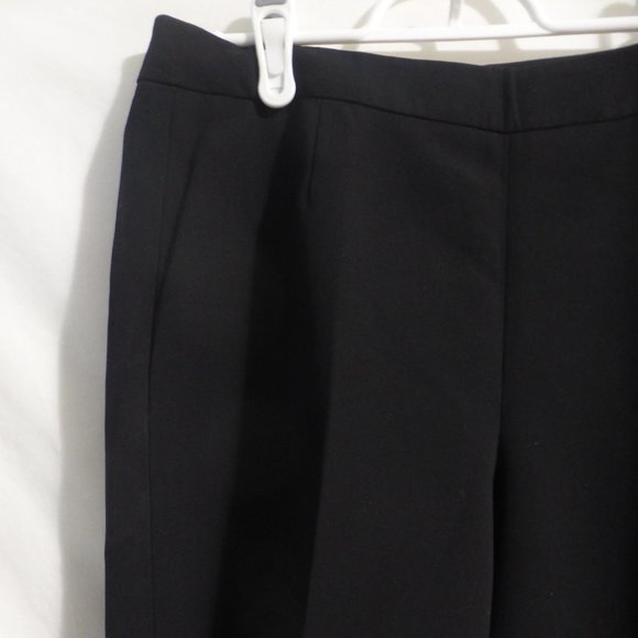 LE SUIT PETITE, size 4P, women's black slacks, side zip and latch fastened, GUC - Picture 3 of 14